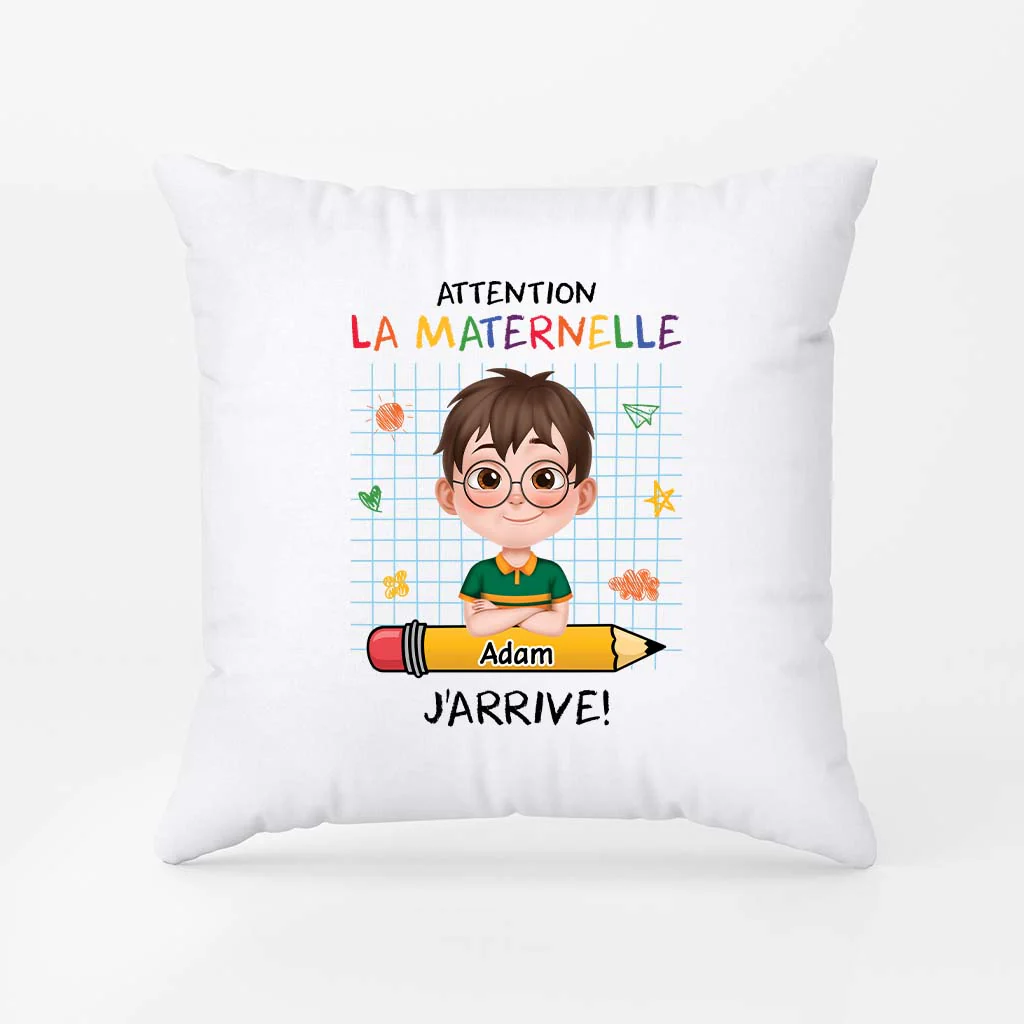 Coussin Pour Enfant Personnalisé - Attention La Maternelle - Design Cartoon