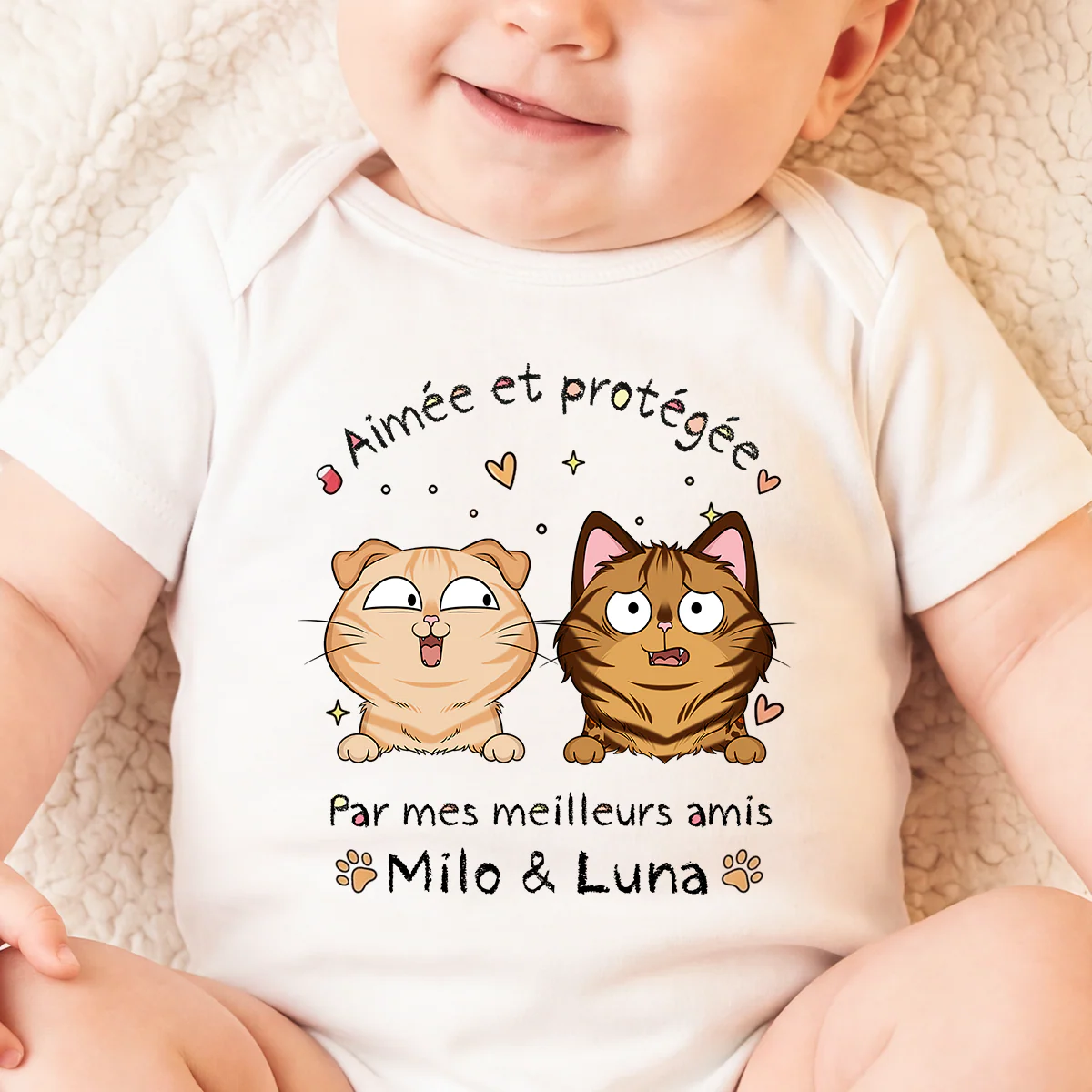 [Effet d'impression 3D] Body Bébé Personnalisable - Aimé Et Protégé Par Le Chat - Image 2