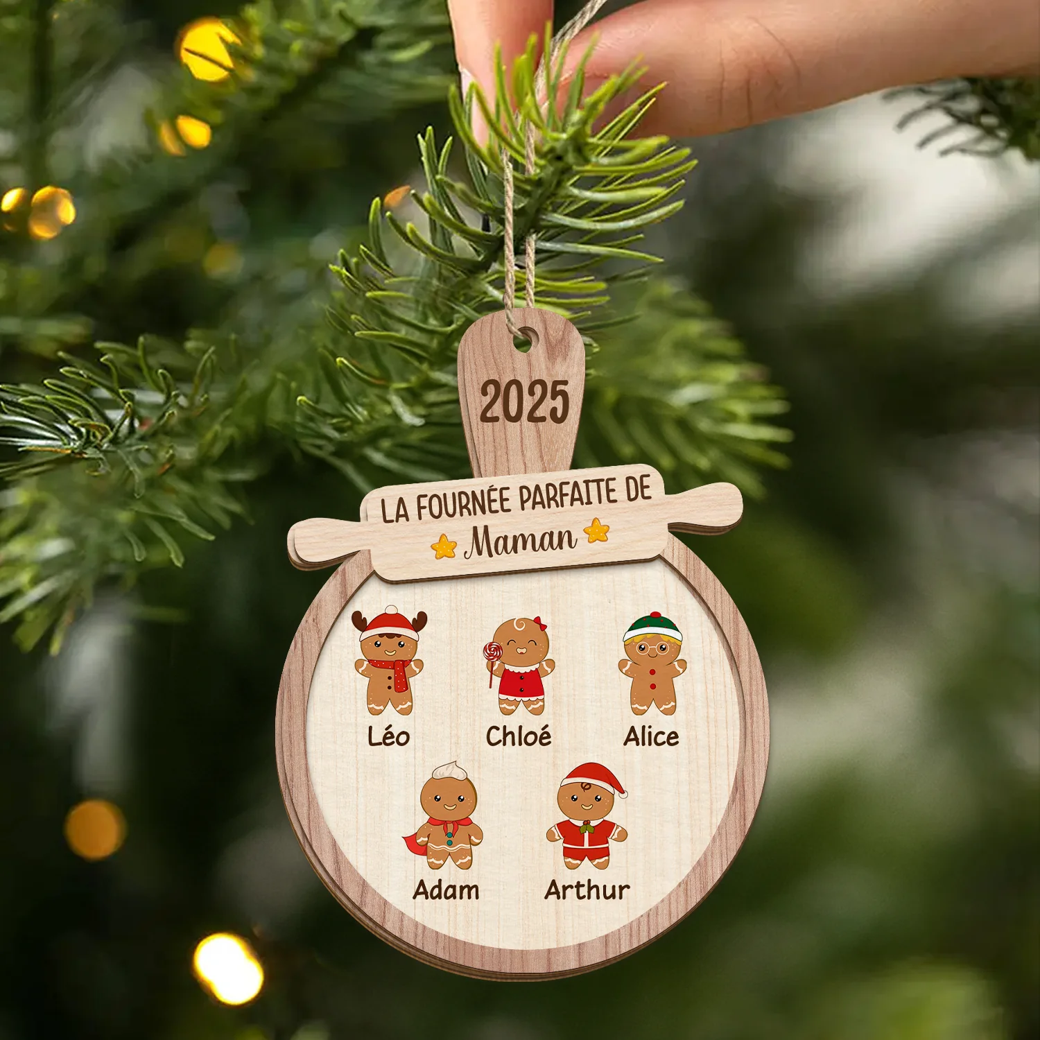 Ornement En Bois À 2 Couches Personnalisé - La Fournée Parfaite De Mamie Noël - Image 2