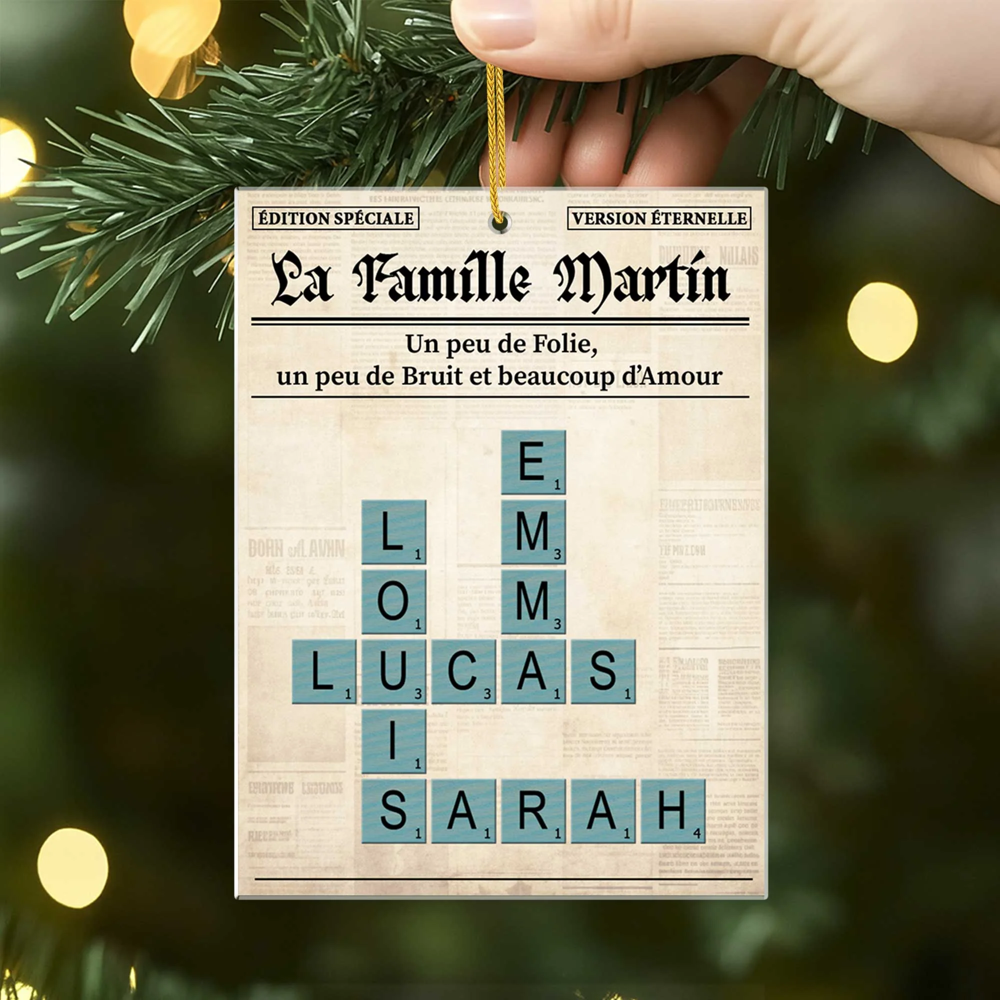 Ornement Noël Acrylique Personnalisé - Le Journal De La Famille Avec Mots-Croisés - Image 2
