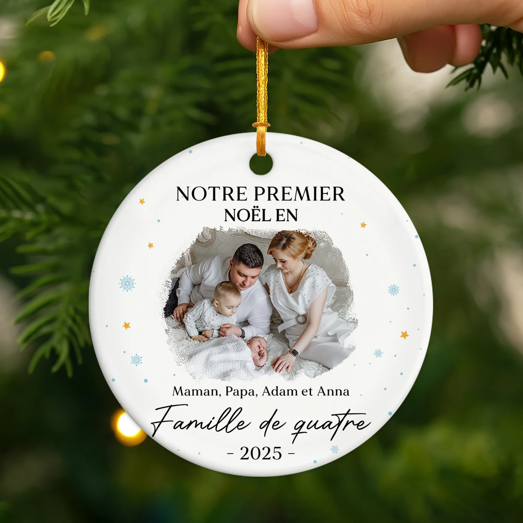 Ornement Noël Céramique Personnalisé Avec Photo - Notre Premier Noël En Famille De Trois - Image 2