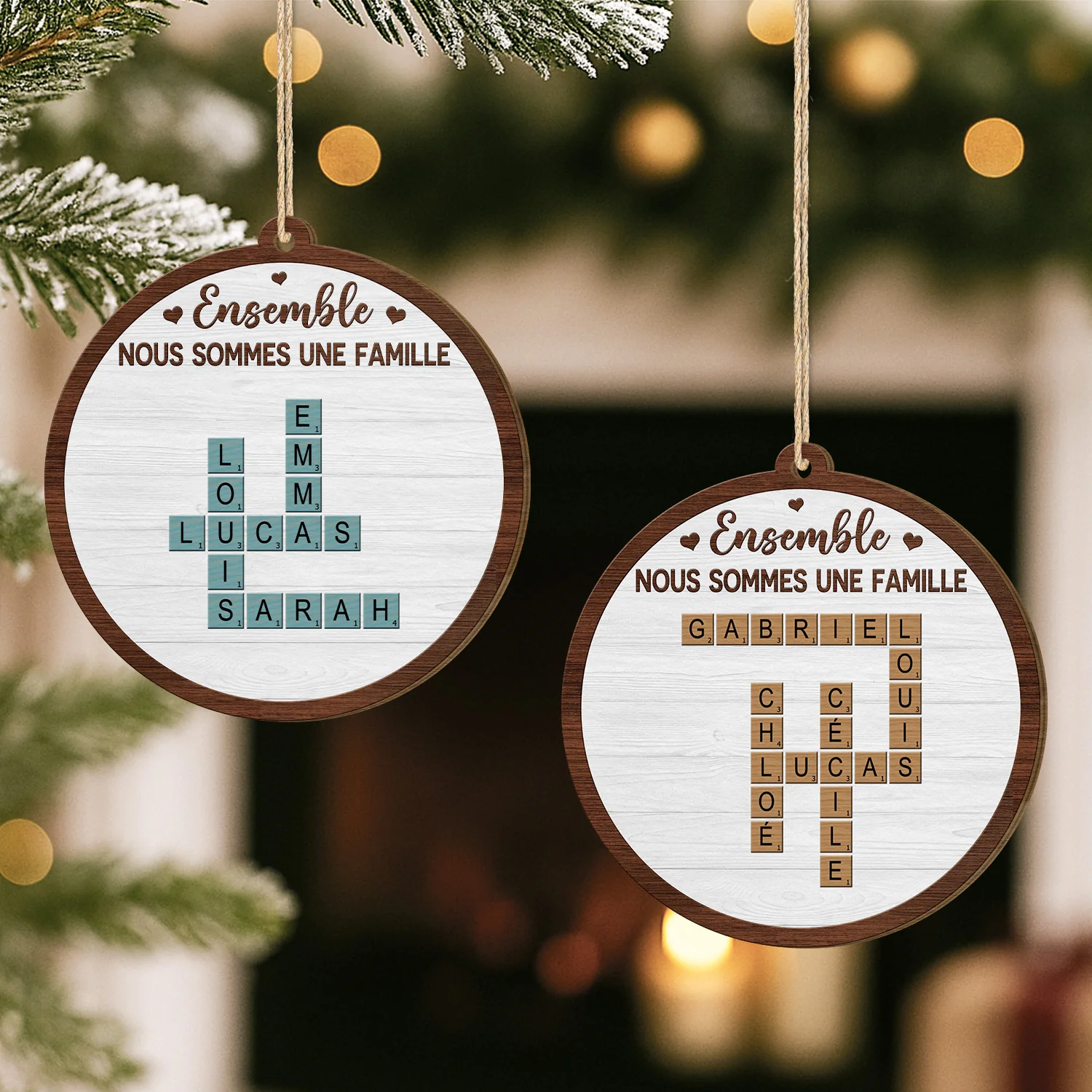 Ornement Noël En Bois À 1 Couche Personnalisé - Nous Formons Une Famille Avec Mots-Croisés - Image 2