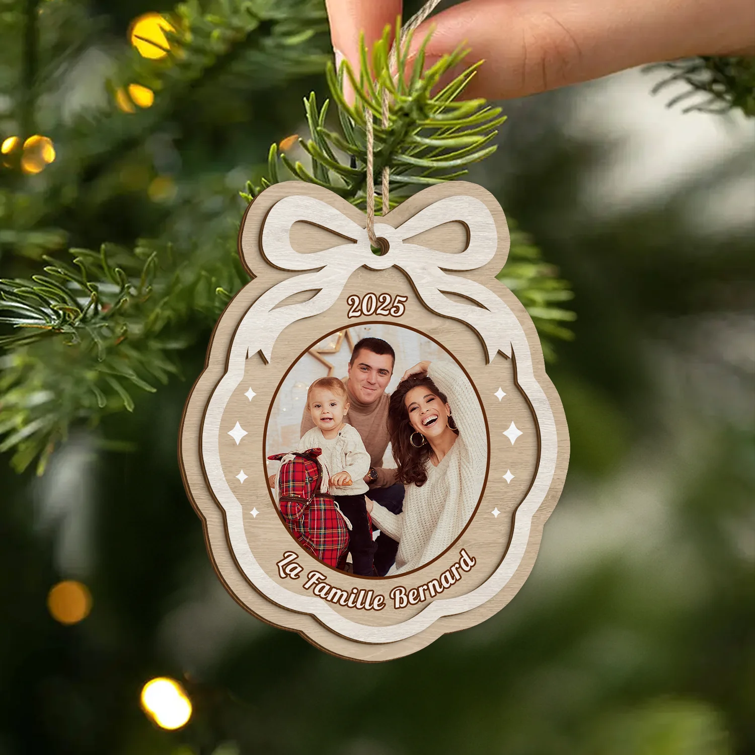Ornement Noël En Bois À 2 Couches Personnalisé Famille Avec Photo - Là Où L’amour Commence - Image 2
