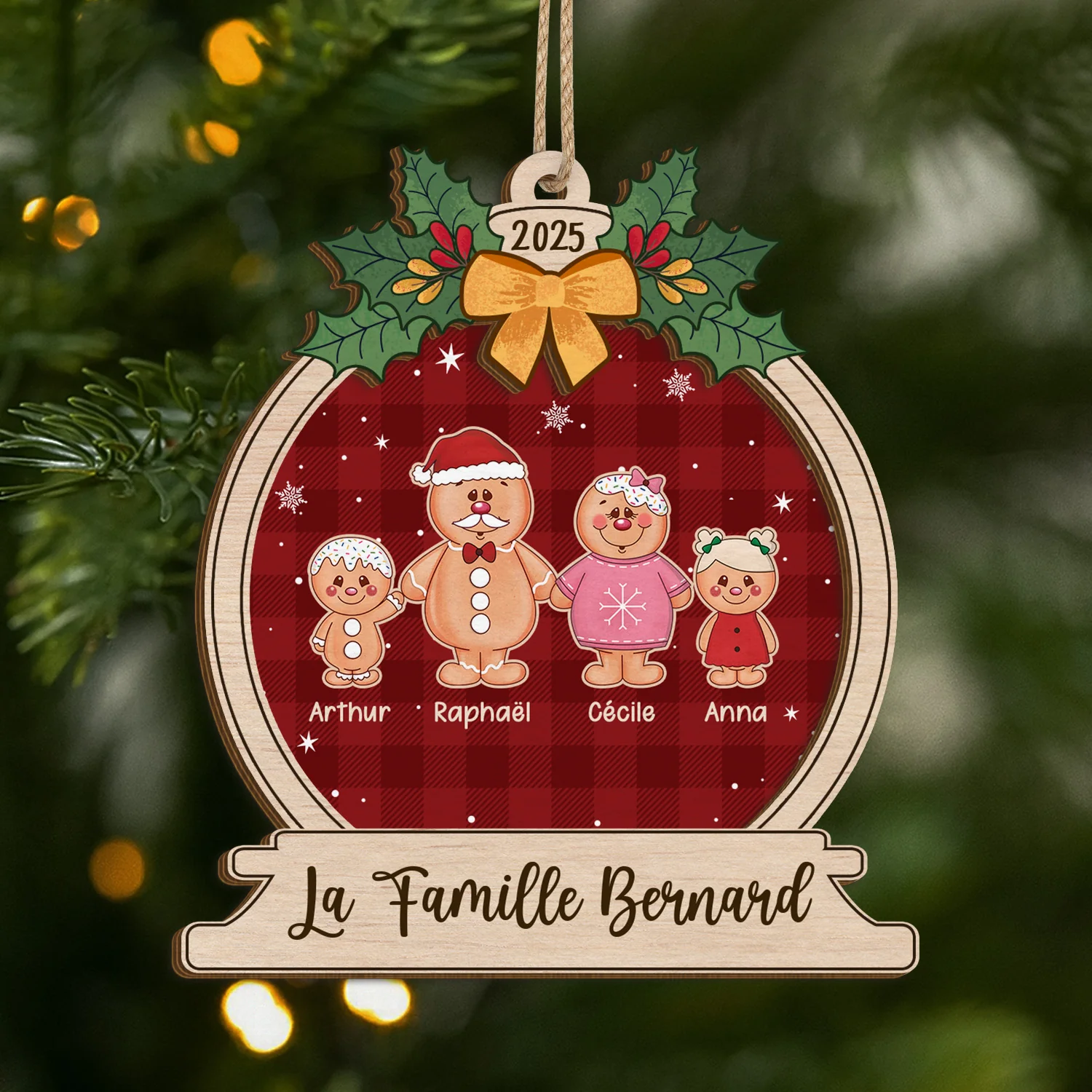 Ornement Noël En Bois À 2 Couches Personnalisé - Notre Famille Bonhomme De Pain D'épices