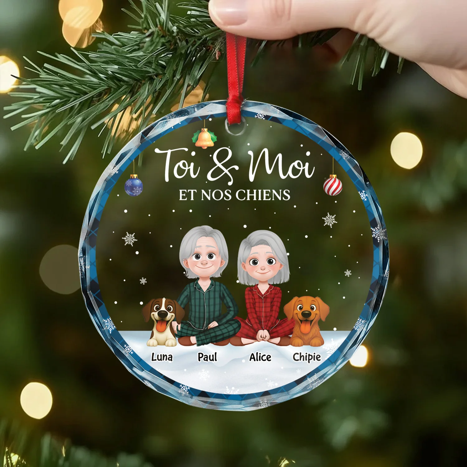 Ornement Noël En Verre Personnalisé Couple - Toi Moi Et Le Chien - Image 2