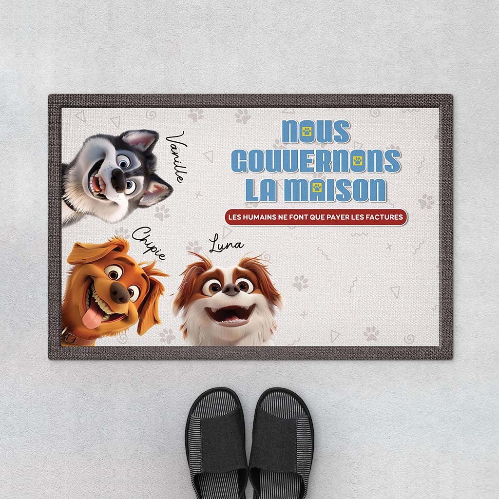 Paillasson Chien Personnalisé – Nous Gouvernons la Maison | Design Humour