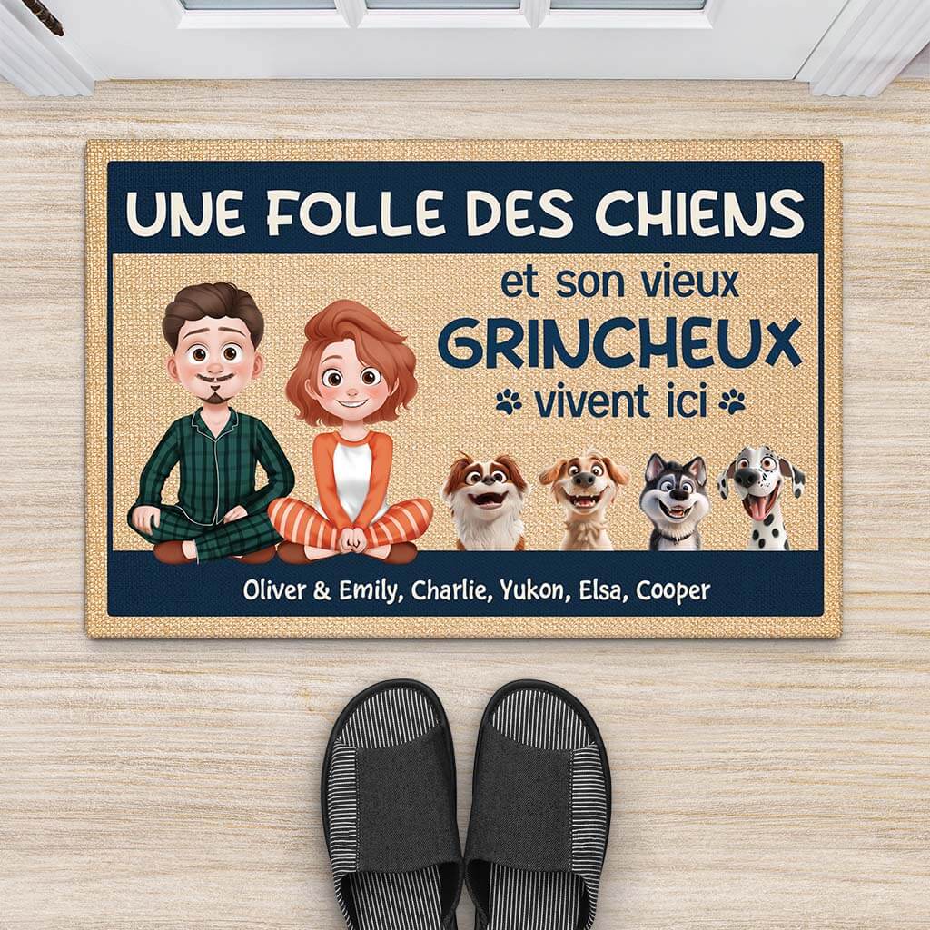 Paillasson Personnalisé Photo Chien – Une Folle Des Chiens Et Son Vieux Grincheux - Image 2