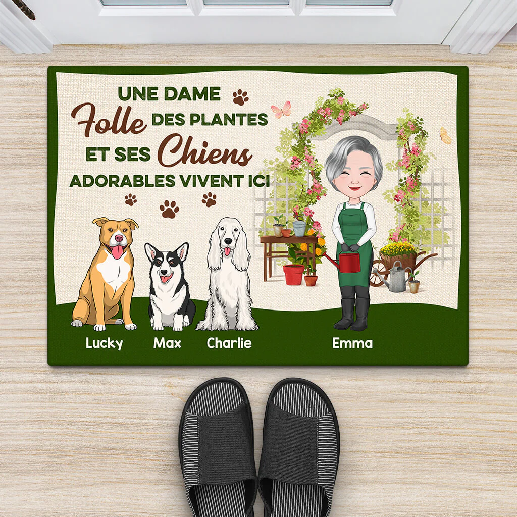 Tapis Chien Personnalisé – Dame Passionnée De Plantes Et Chiens Adorables - Image 2