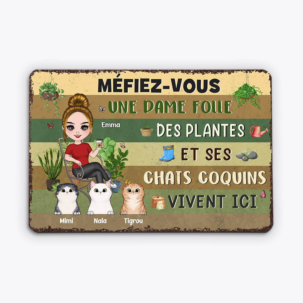 Plaque métal personnalisée jardin – Dame folle de plantes et chats coquins