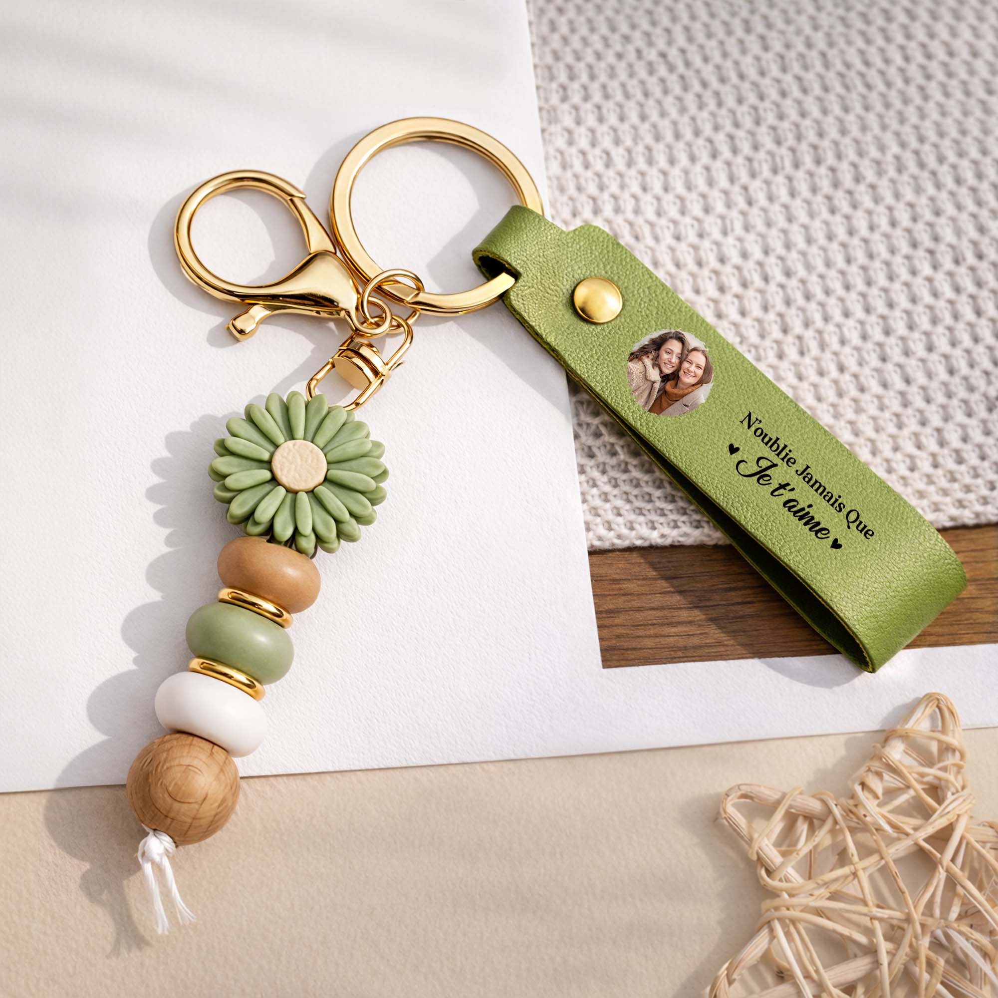 Porte-clés Personnalisé Marguerite En Perles Avec Photo Couple - Mon Amour Te Suivra - Image 2