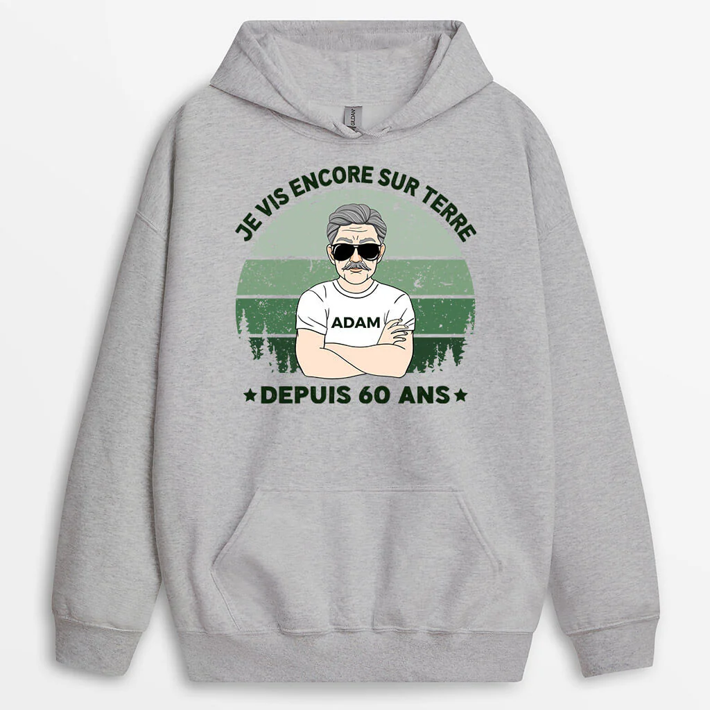 Sweat à Capuche Personnalisable | 70 Ans Je Vis Encore - Image 2