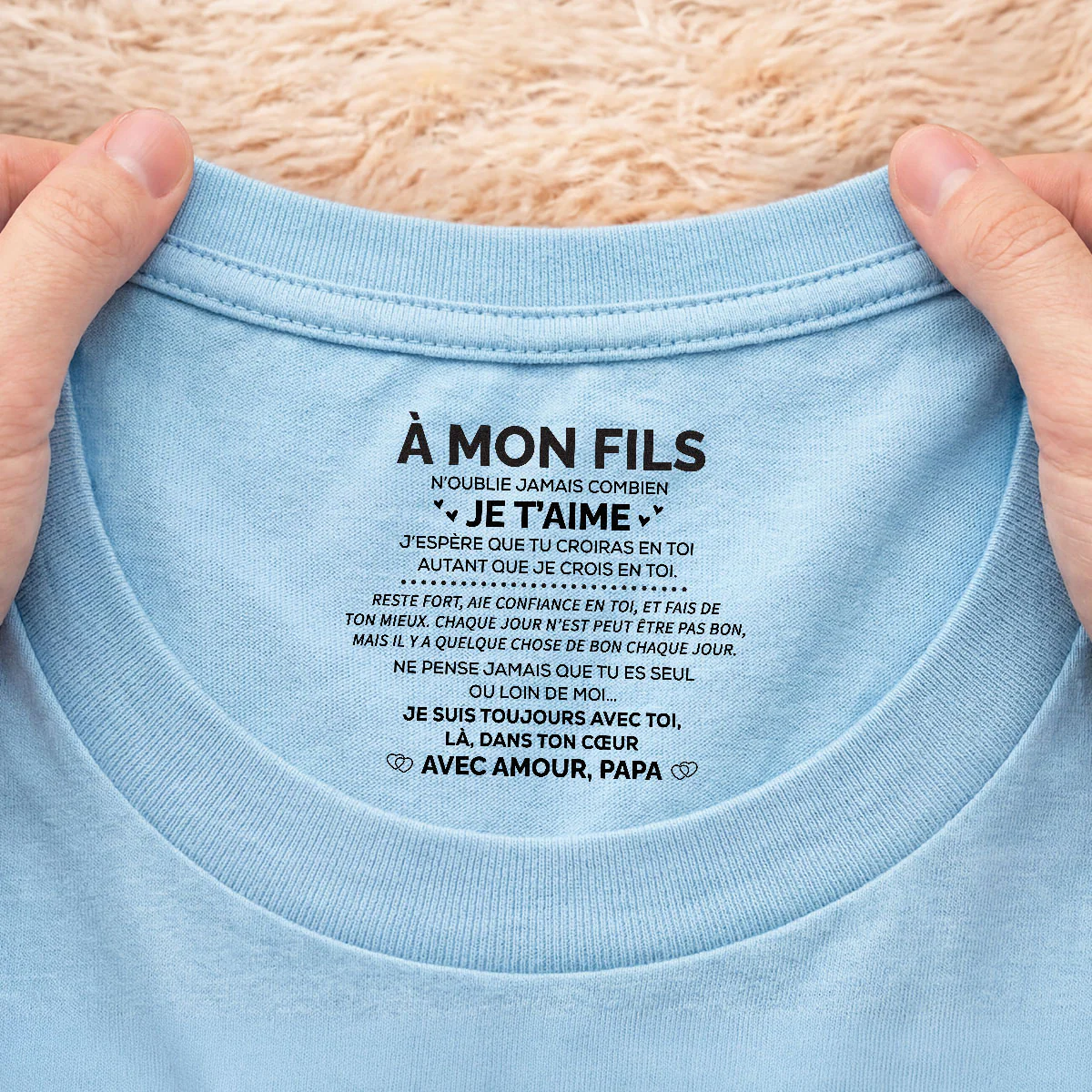 T-shirt Blanc Personnalisé Avec Message À L’intérieur Du Col Pour Femme/Homme - Je T'aime Mon Fils Ma Fille - Image 2
