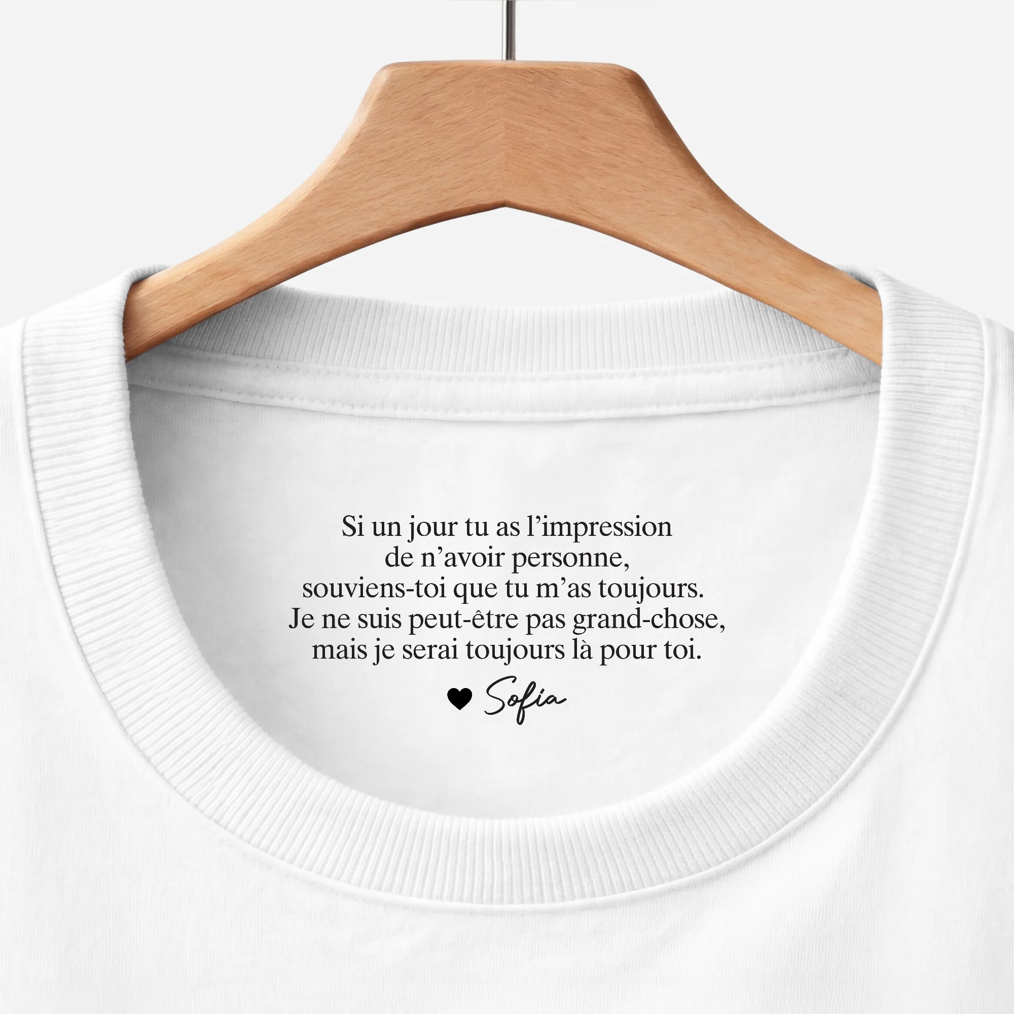 T-shirt Blanc Personnalisé Avec Message À L’intérieur Du Col Pour Femme/Homme - Tu M’as Toujours