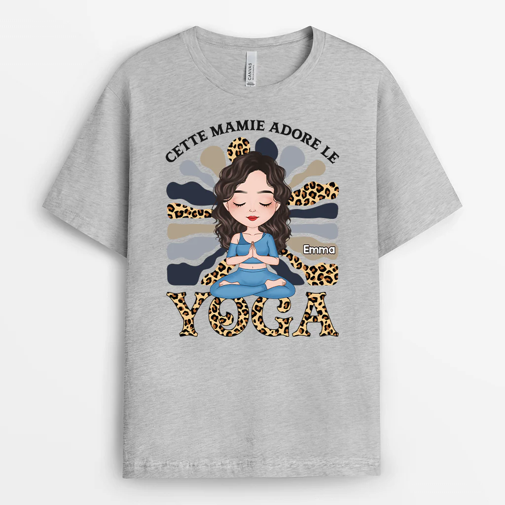 T Shirt Mamie Personnalisé - Cette Mamie Adore Le Yoga