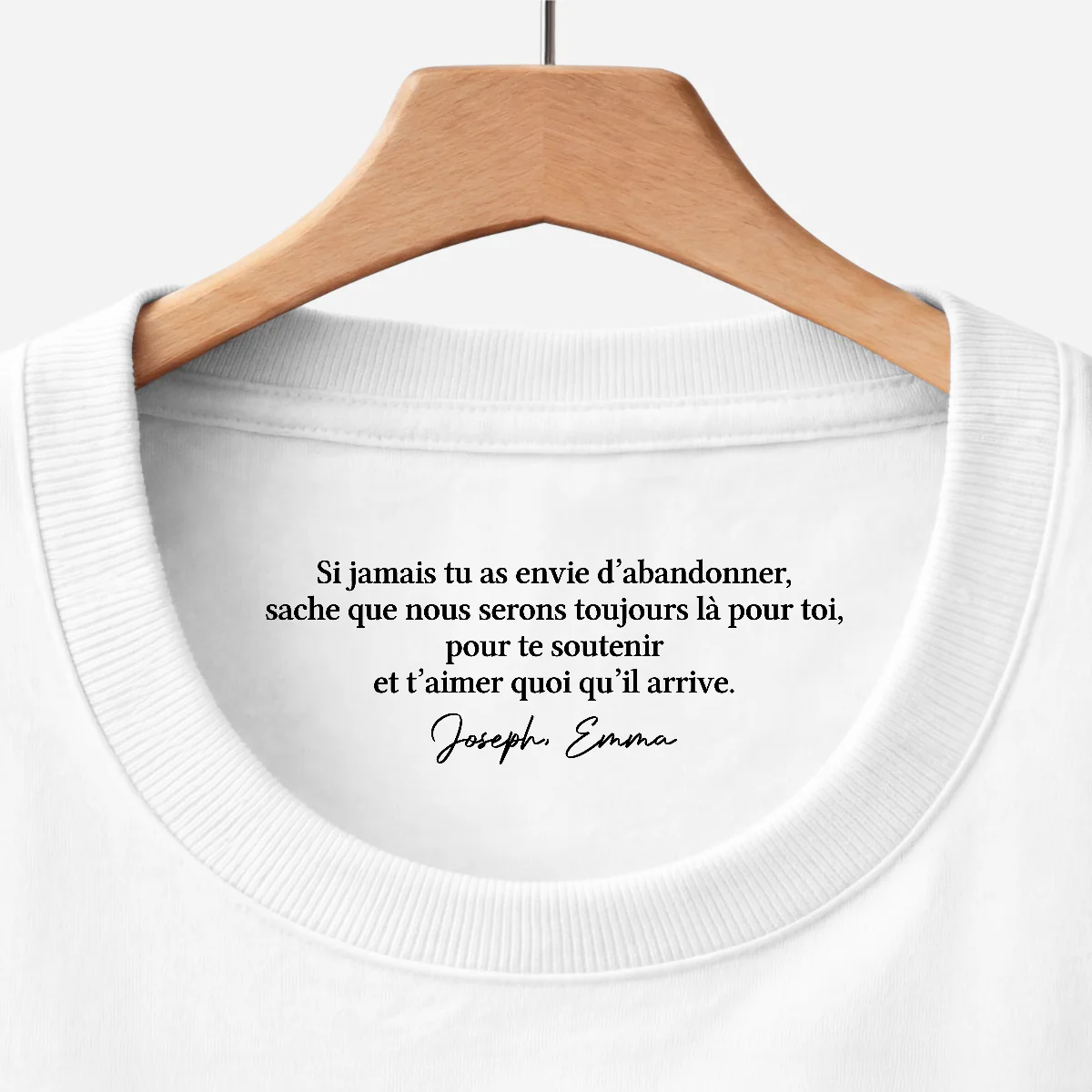 T-shirt Message Caché Personnalisé À L’intérieur Du Col Couleur Blanc - Cadeau Femme/Homme Pour Te Soutenir