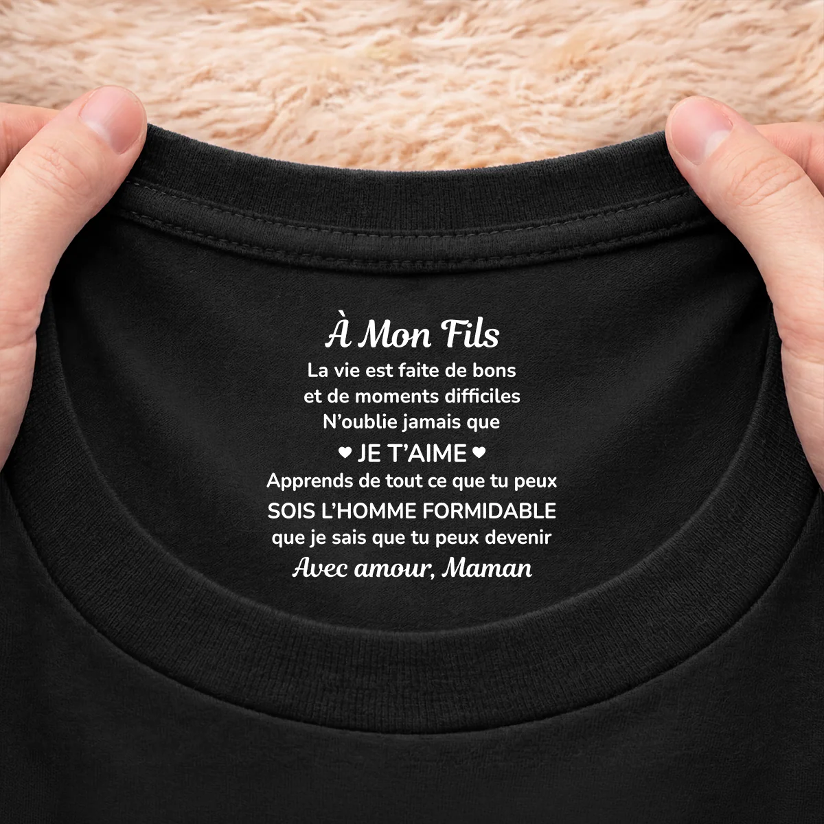T-shirt Noir Personnalisé Avec Message À L’intérieur Du Col Pour Femme/Homme - Cadeau Pour Fils Et Fille - Image 2