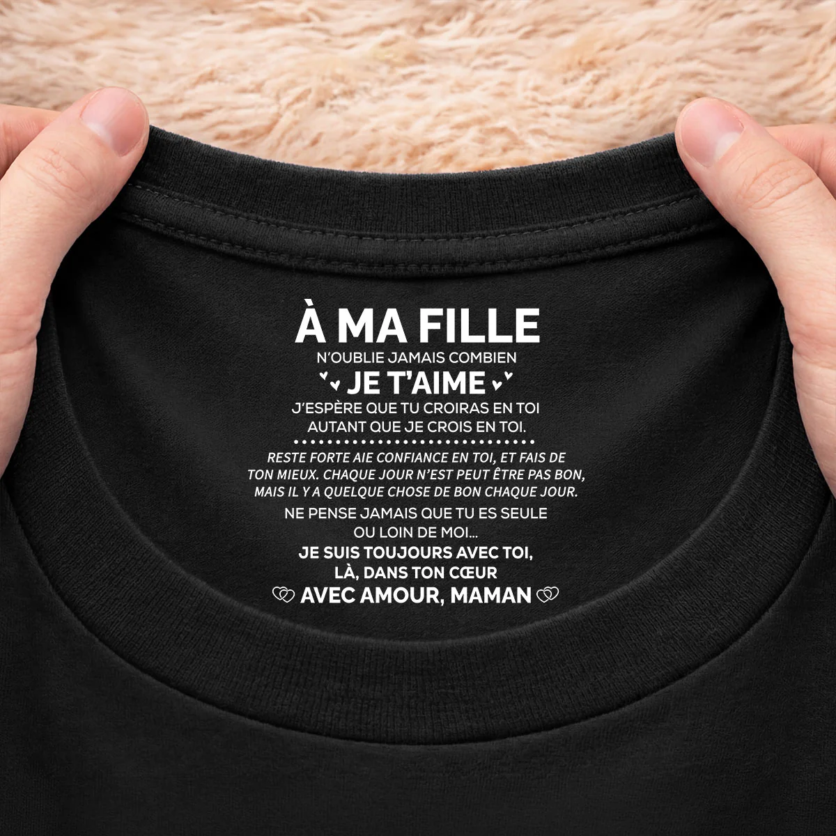 T-shirt Noir Personnalisé Avec Message À L’intérieur Du Col Pour Femme/Homme - Je T'aime Mon Fils Ma Fille - Image 2