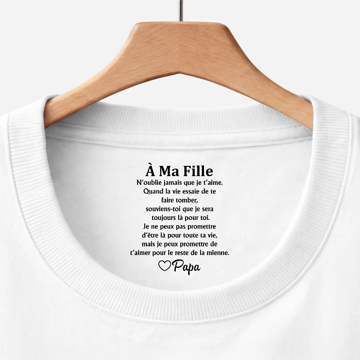 T-shirt Personnalisé Texte À L’intérieur Du Col Blanc Pour Fille/Fils - T’aimer Toute Ma Vie