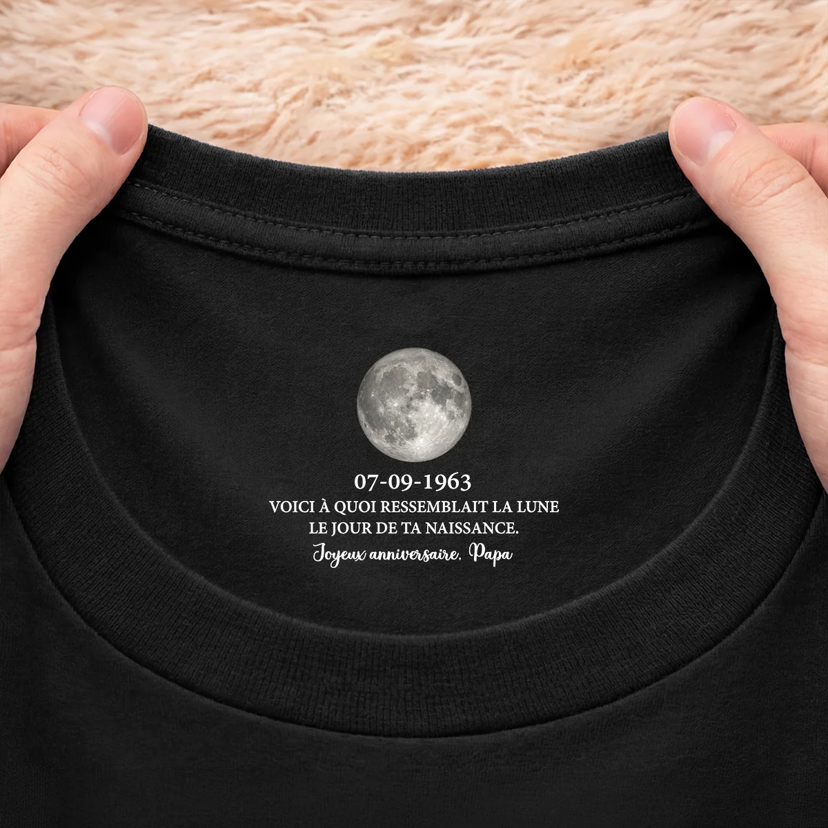 T-shirt Personnalisé Texte À L’intérieur Du Col Noir Femme/Homme - Phase De La Lune Pour Anniversaire - Image 2