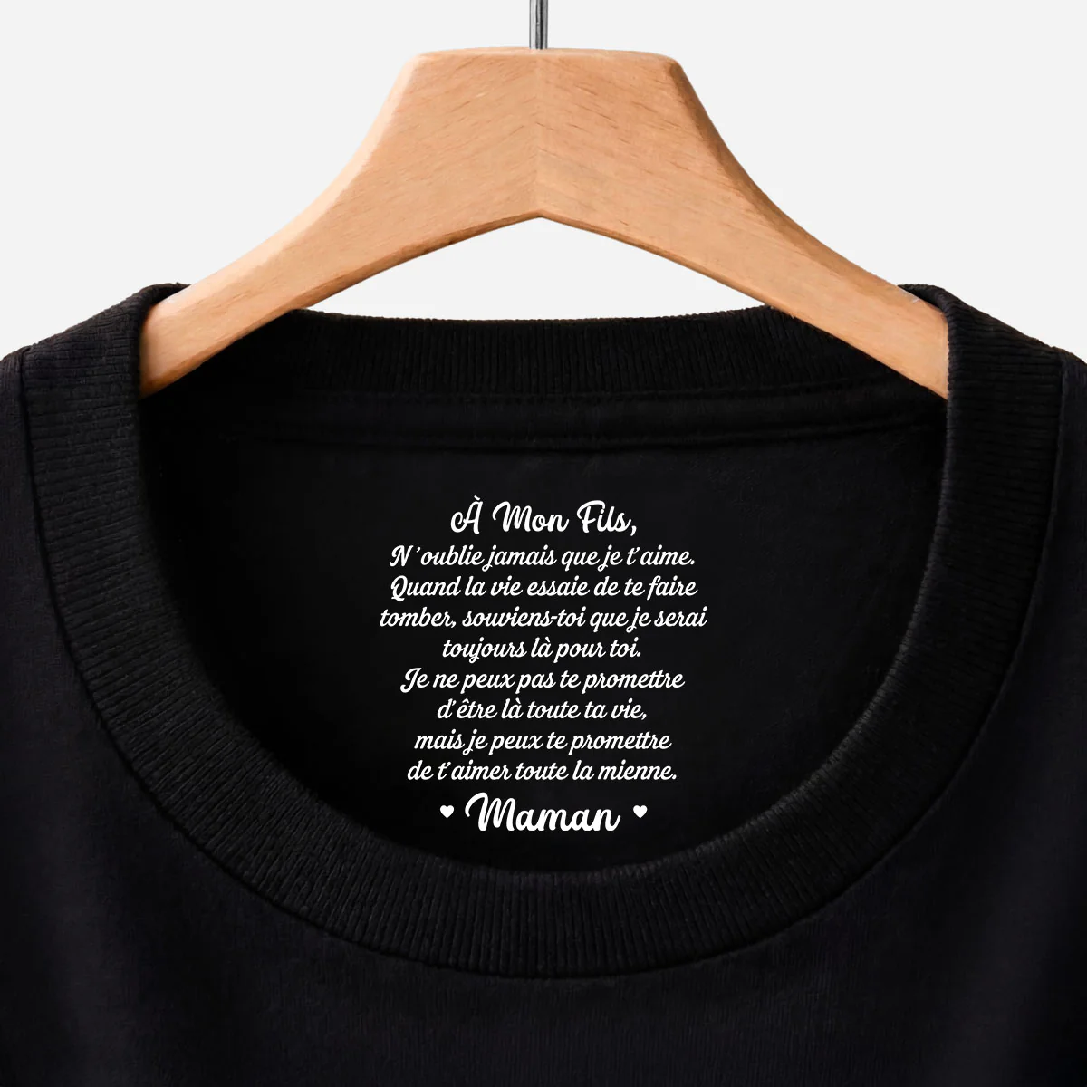 Tee Shirt Personnalisé Texte À L’intérieur Du Col Couleur Foncée - Cadeau Personnalisé Femme/Homme - À Mon Fils Et Fille