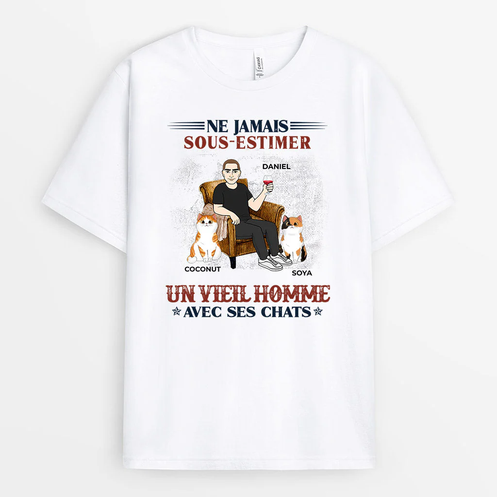 T Shirt Personnalisé Chat - Un Vieil Homme Avec Ses Chats