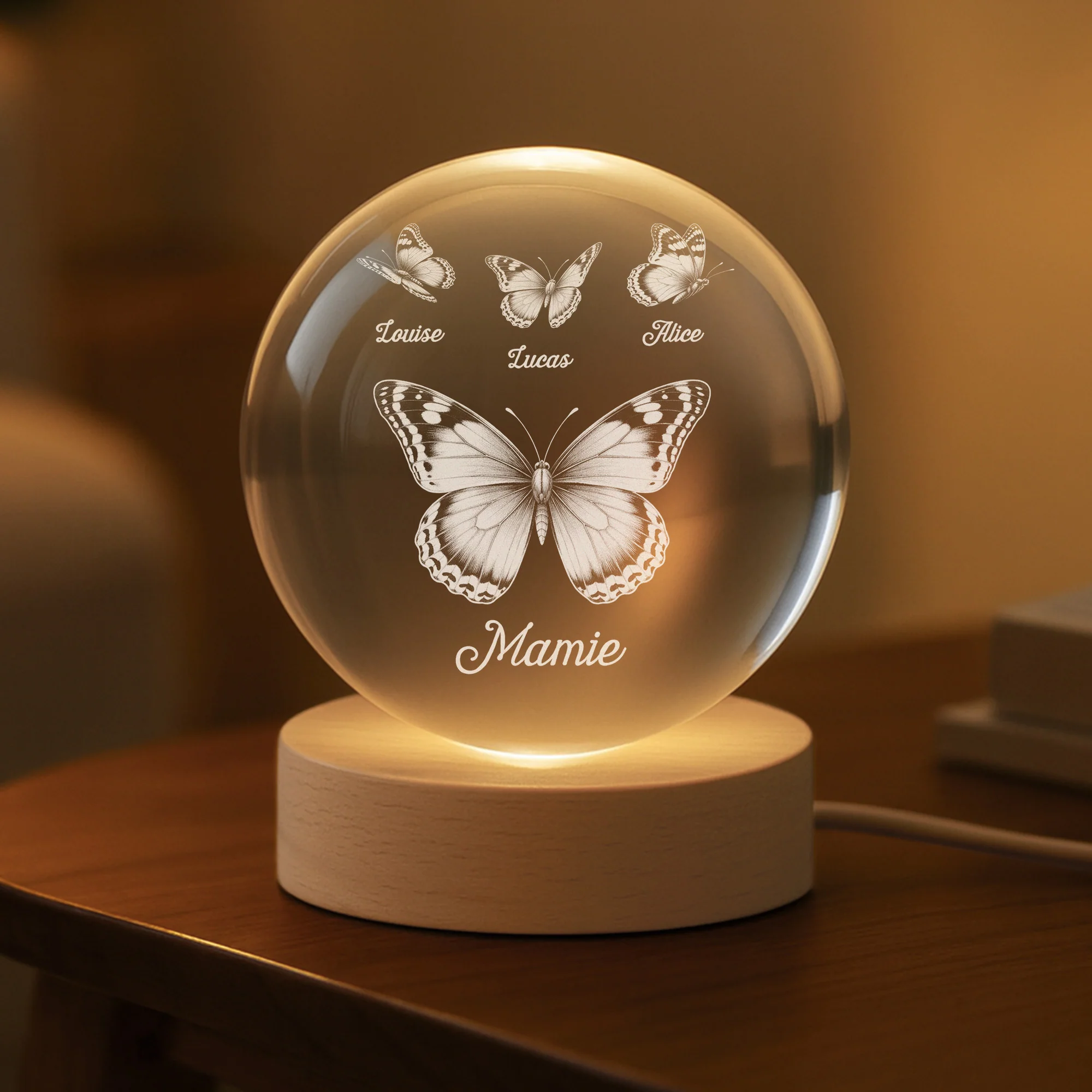 Veilleuse Boule De Cristal Personnalisée - Maman Mamie Papillon - Image 2