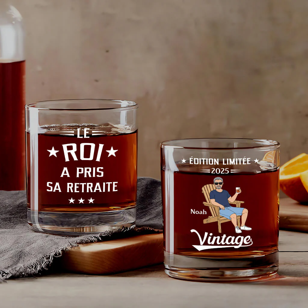 Cadeau Retraite Personnalisé - Le Roi / La Reine - Verre à Whisky Personnalisé